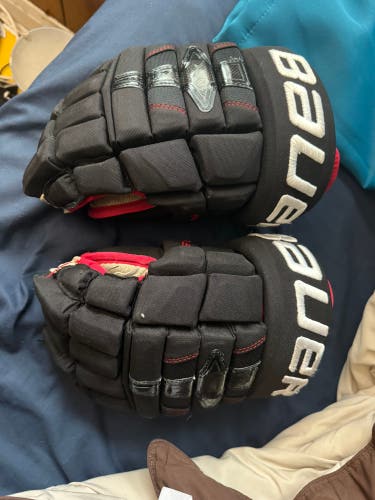 Bauer Nexus 1N Gloves 14" Pro Stock (Used) Gustafson Blackhawks