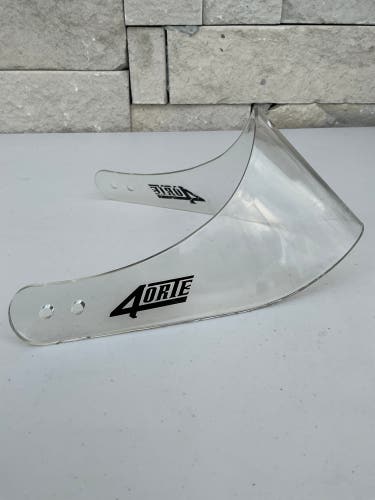 4orte Goalie Pro Stock Senior Dangler Throat Protector (Used) 4602