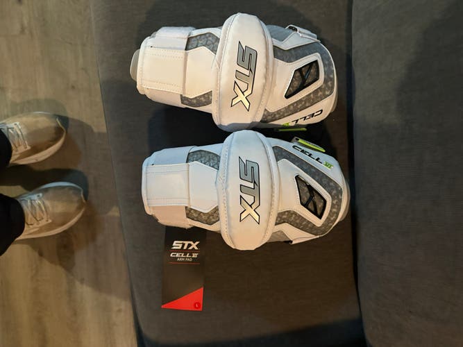 Medium/Large adult STX Cell III Arm Pads (New)