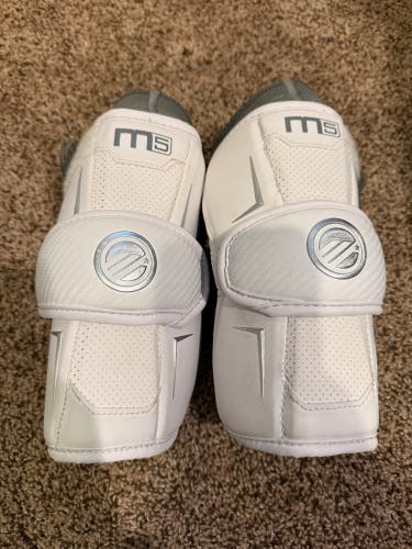Medium Adult Maverik M5 Arm Pads (Used)
