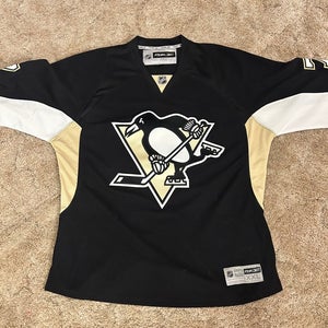 Black XXL Men's Reebok Jersey (Used)