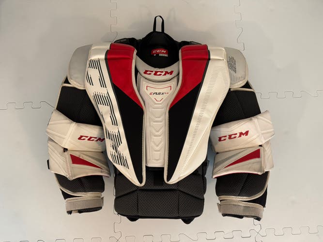 CCM EFlex 5.9 Goalie Chest Protector, Intermediate Large (Used)