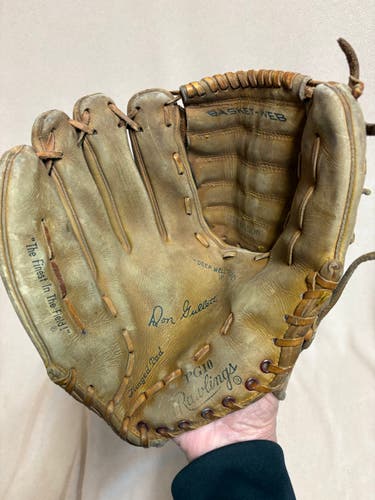 RH Rawlings PG10 Softball Glove (Used)