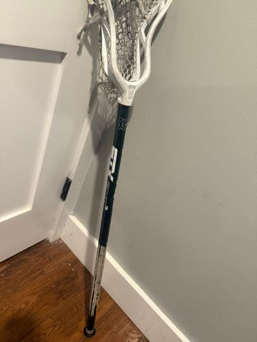 Adult STX Stallion 1K Stick (Used)