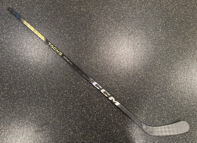 Jetspeed FT4 Pro and SuperTacks AS-VI Pro Senior Left Hand Sticks P28 75 Flex Pro Stock