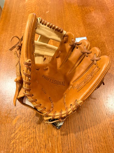 Easton Elite RH Infield Softball Glove 11.5" (New)