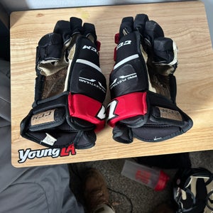 CCM Tacks 4 Roll Pro Gloves 13" (Used)