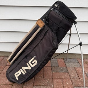 Ping Hoofer Golf Stand Carry Bag Dual Straps Black White 4 Way Dividers Vintage