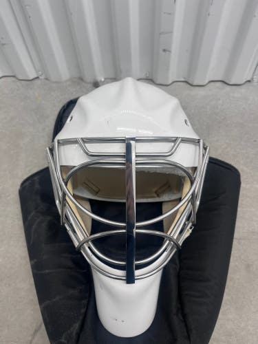 Senior Medium Sportmask X8 Goalie Mask (Used)