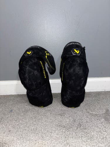 Intermediate Large Bauer Supreme M3 Elbow Pads (Used)