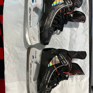 Black 2023 True HZRDUS 9x Hockey Skates Regular Width Size 4.5 (Used)