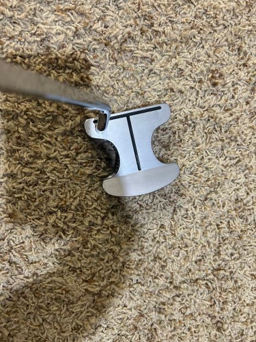 Bettinardi Mallet Right Handed Putter 34" (Used)