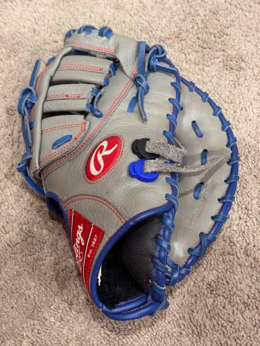 FREDDIE FREEMAN PRO LITE FIRST BASE MITT 11.5" (Used)