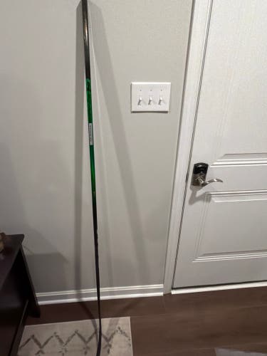 Senior CCM JetSpeed FT8 Pro Left Hand Hockey Stick P90TM 95 Flex (New)