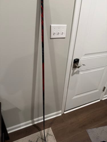 Senior Bauer Pulse Right Handed Hockey Stick P92 87 Flex (New)