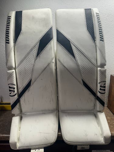33" 2024 Warrior Ritual G7 Pro Goalie Leg Pads (Used)