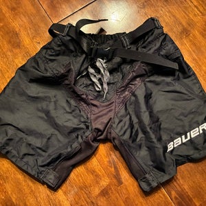 Black Medium Bauer None Pant Shell (Used)