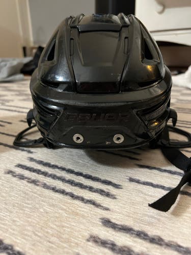 Small Bauer Re-Akt 150 Helmet (Used)