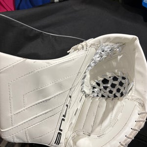 True HZRDUS 7x4 Regular (Used)