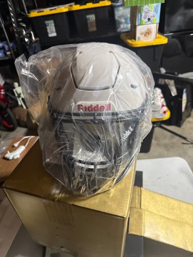 Adult Large Riddell SpeedFlex Helmet (New)