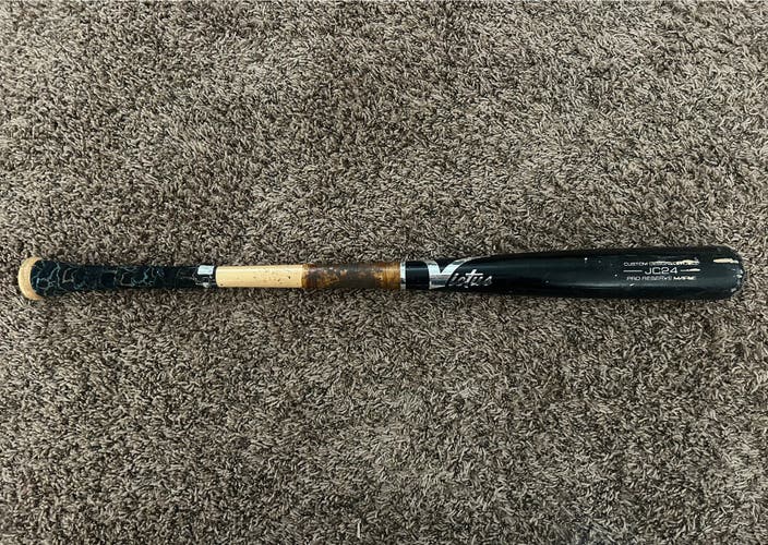 Victus Pro Reserve JC24 Maple Bat (-3) 30 oz 33" (Used)
