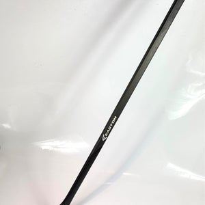 Senior Easton V9 Right Handed Hockey Stick Toe Pattern 85 Flex (New)