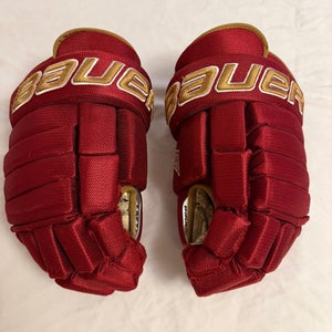 Denver University Bauer Pro Team Supreme Gloves 14" Pro Stock (Used)