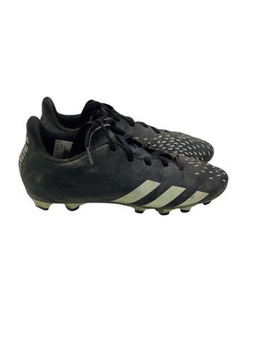 Used Adidas Soccer Cleats Black And White Junior 04.5 11347-S000263905