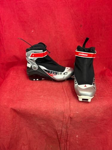 Cross Country Ski Boots: Atomic Team Combi cross-country ski boots. SNS, size: 8 (41 1/3 EU).