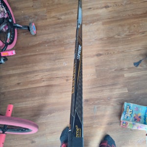 Senior Bauer Supreme 1S Left Hand Hockey Stick P14 95 Flex Pro Stock (Used)
