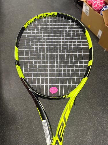 Used Babolat AERO Adult Tennis Racquet Black 4 1/8" 11337-S000479792