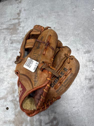 Used BALL GLOVE BB/SB Glove RH Throw None 11 1/4" 11337-S000476081