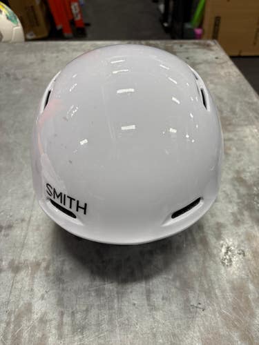 Used Smith Snowsport Helmet Youth Black SM 11337-S000479552