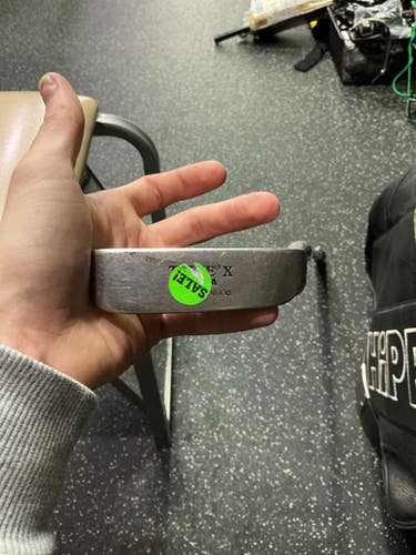 Used Right Handed Men's Blade Putter