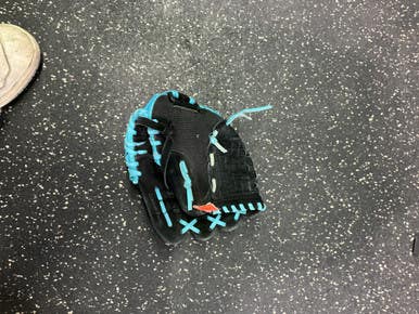 Used Rawlings S10NB BB/SB Glove RH Throw Black 10" 10743-C000462795