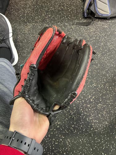 Used Mizuno GPP 1050Y1D BB/SB Glove RH Throw Red 10 1/2" 10743-C000475591