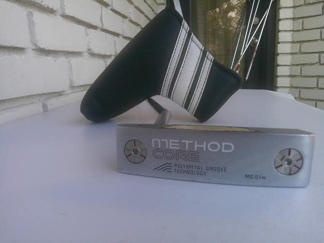 NIKE METHOD CORE MC 01W Putter - Lefty - 33 3/8"