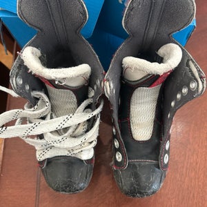 Bauer Vapor X60 Hockey Skates 12.5 (Used)