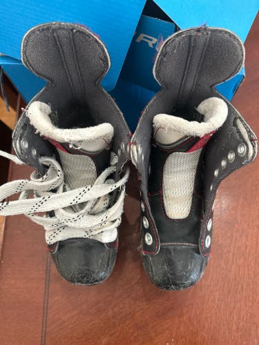 Bauer Vapor X60 Hockey Skates 12.5 (Used)