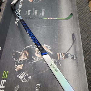 Repaired | P29 | 80 Flex Senior CCM JetSpeed FT6 Pro Right Handed Hockey Stick Pro Stock (Used)