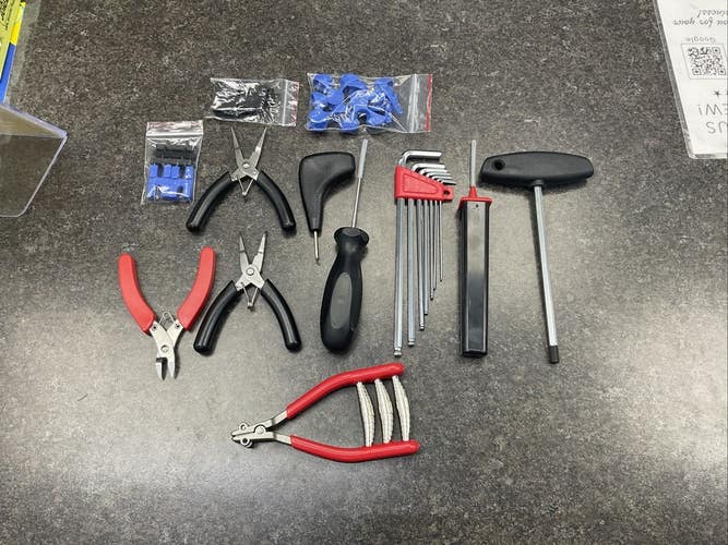 Baiardo L Tennis Stringer Tool Kit Black/Red/Blue