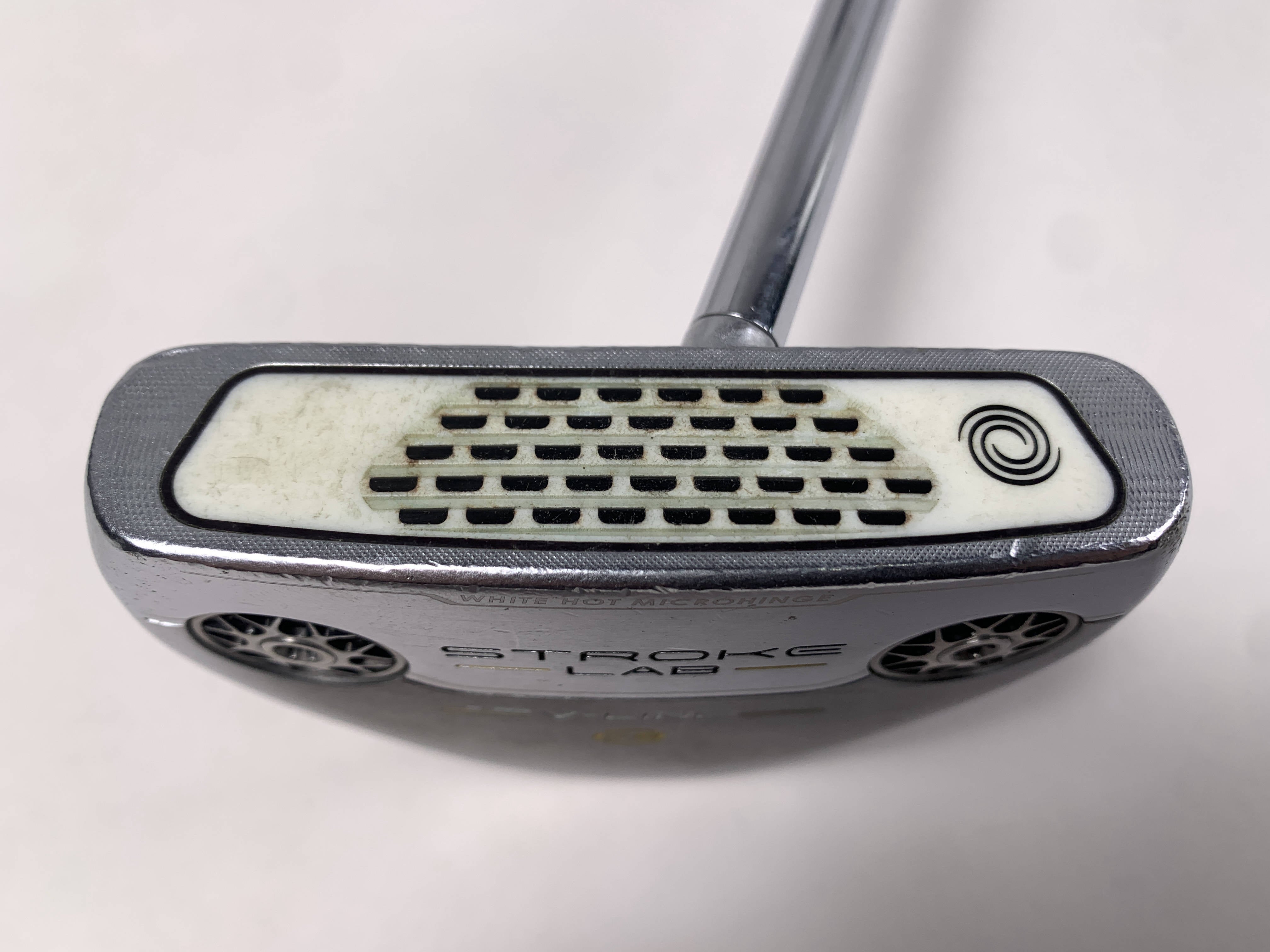 シュリンク、ヘッドカバー付き】パター Odyssey STROKE LAB V-LINE