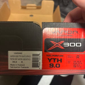 2015 Bauer Vapor X300 Hockey Skates Regular Width 9 (*LIGHTLY Used) With Box