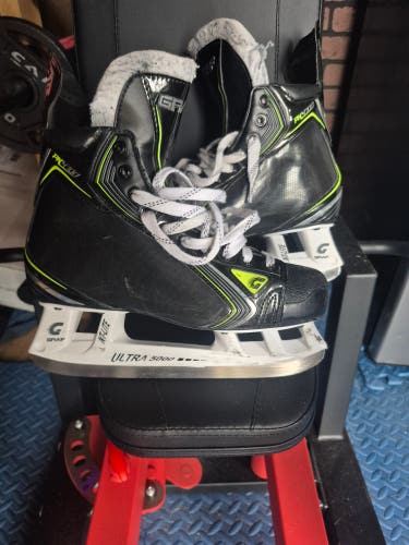 Graf PeakSpeed PK4700 Hockey Skates Regular Width 9.5