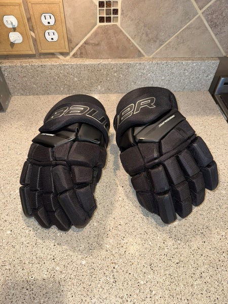 Bauer Supreme M3 Gloves 14" (Used)