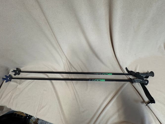 48in (120cm) Scott All Mountain Ski Poles (Used)