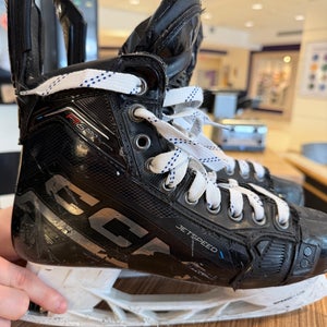 CCM JetSpeed FT6 Pro Hockey Skates size 7 (Used)