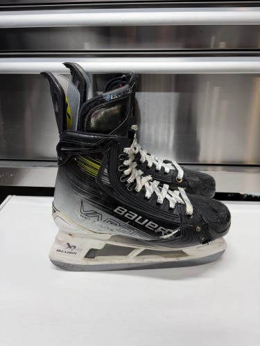 Bauer Vapor Hyperlite2 Hockey Skates PWHL Pro Stock Size 6.5 FIT 1 263MM (Used)