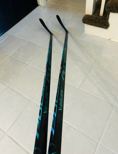 Senior Bauer Pulse LH Hockey Stick P92 70Flex Pro Stock (New) 2-Pack
