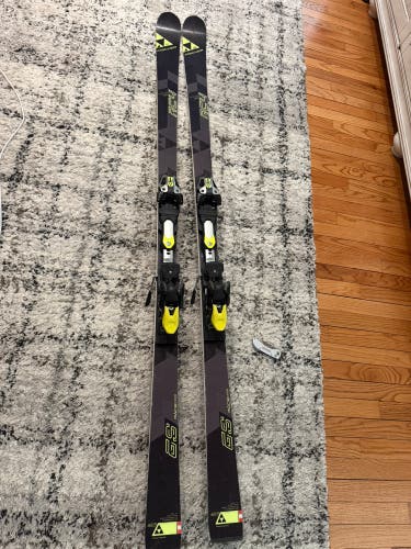 Fischer RC4 WC GS 183 cm Skis With Bindings Max Din 17 (Used)